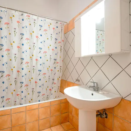 Apartament Takis House