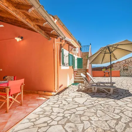 Takis House アパート