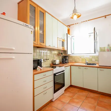 Takis House * Katávolos