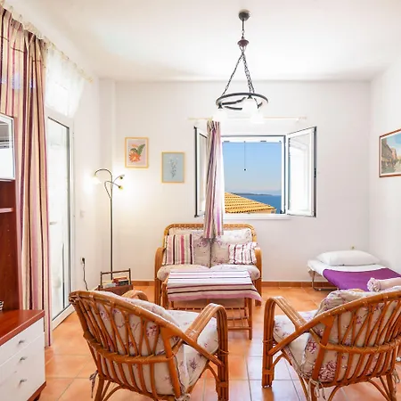 Takis House Katavolos