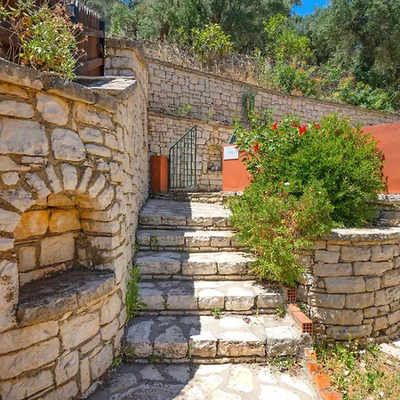 Takis House Апартаменты *