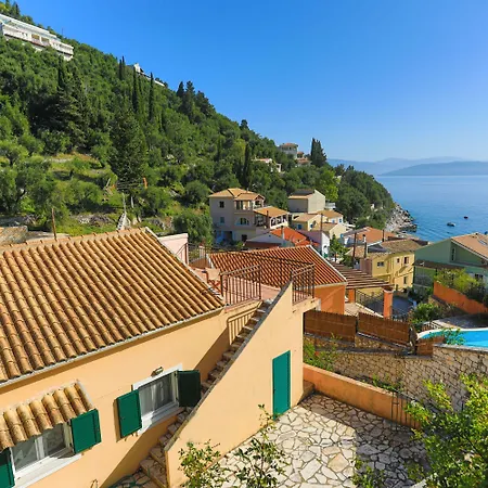 Takis House * Katavolos